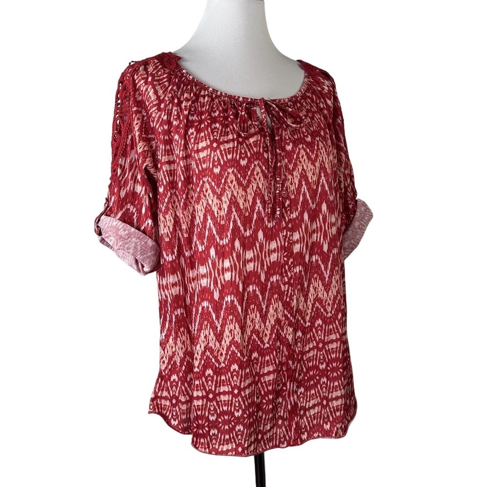 French Laundry Boho 3/4 Roll Tab Sleeve Tie Front Top Blouse Curved Red Womens L
